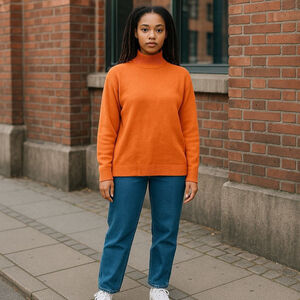 CYRUS SWEATER SIZE SMALL